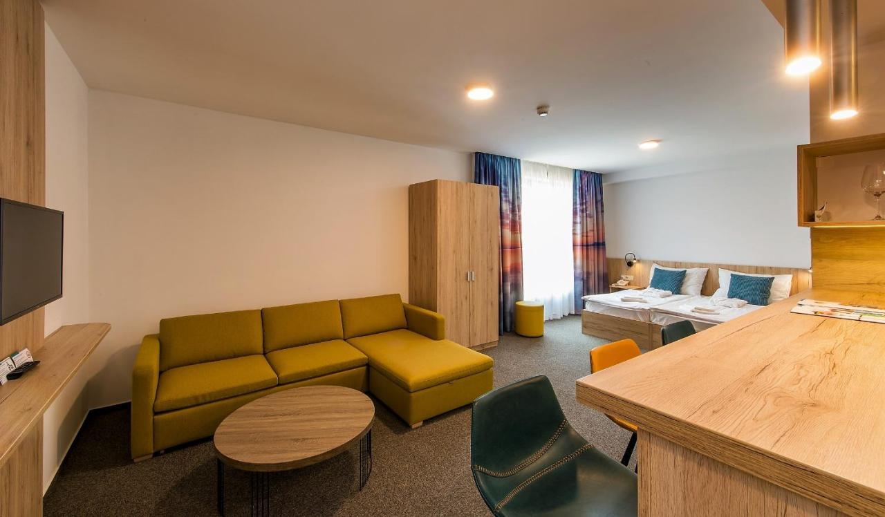 Akademia Hotel Balatonfüred Екстериор снимка