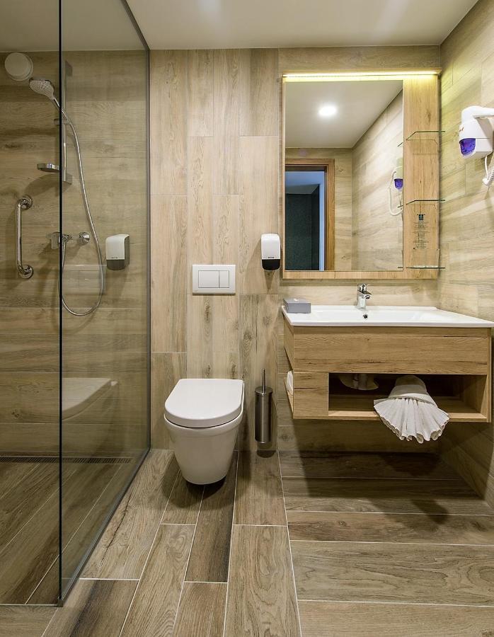 Akademia Hotel Balatonfüred Екстериор снимка