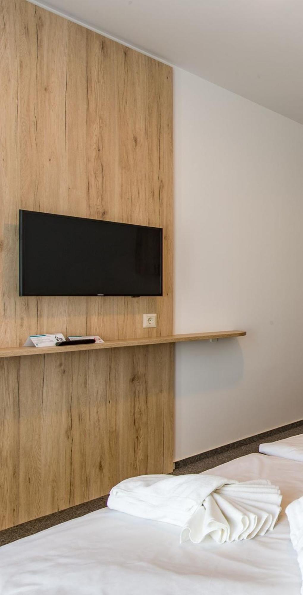 Akademia Hotel Balatonfüred Екстериор снимка